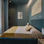 Floris & Silva Apartment