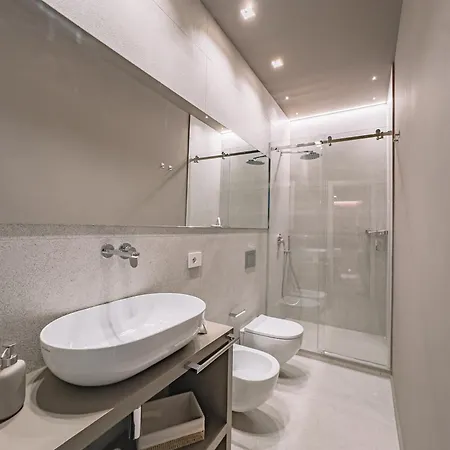 Floris & Silva Apartman