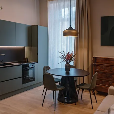 Διαμέρισμα Floris & Silva